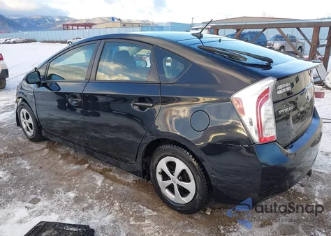2014 Toyota Prius Three из США, поврежденный, VIN JTDKN3DU8E1807134